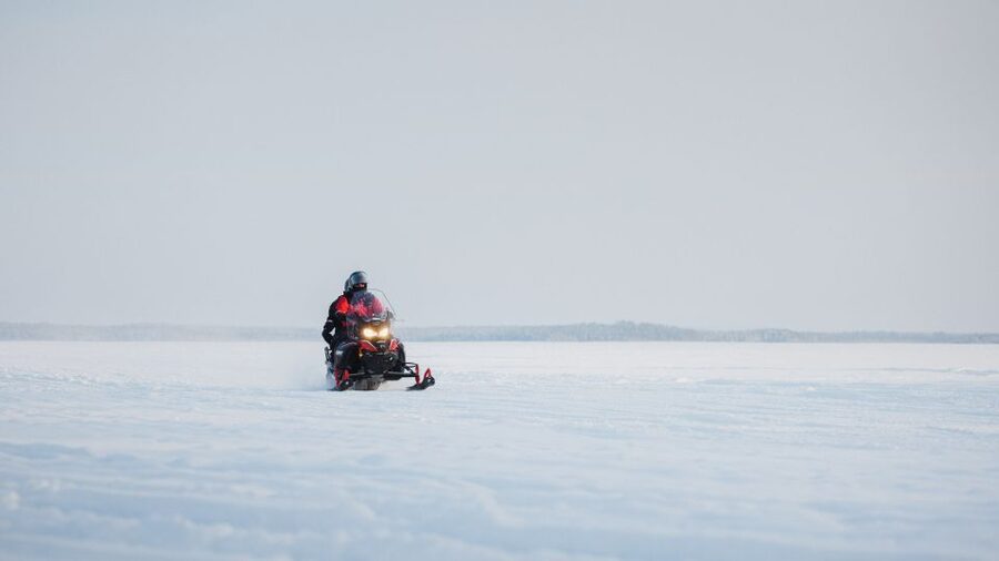 Rovaniemi: Snowmobile Safari in the Arctic Circle - Learning the Snowmobile Before the Forest Route