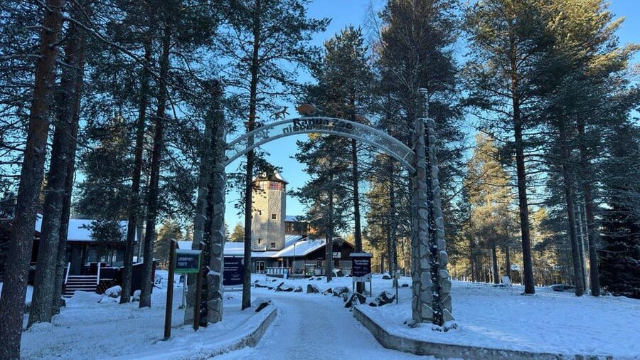Rovaniemi: trip to the Ranua Zoo (transportation, tickets) - The morning pickup from your hotel