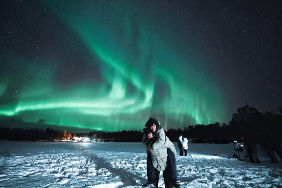Rovaniemi: Unlimited Mileage and Hours Aurora Hunting Pro - Who should choose this experience?