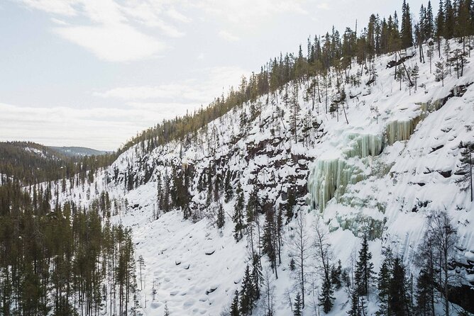 Rovaniemi - Visit to The Frozen Waterfalls of Korouoma - What the small group adds
