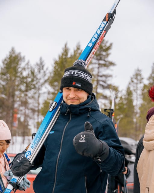 Saariselkä: Cross-Country Skiing for beginners - From hotel pickup to the trailhead