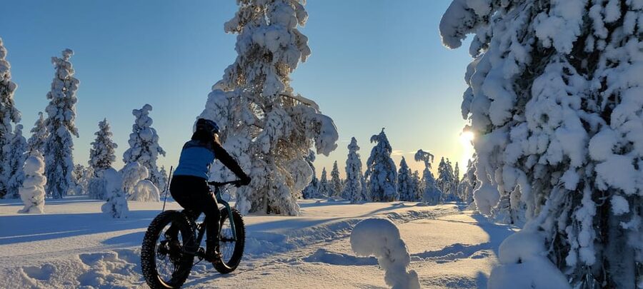 Saariselkä: Guided Fatbike Tour - Riding away from Saariselkä’s village