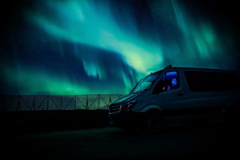 Saariselkä,Kakslauttanen: Aurora Hunting & Photography Tour. - Waiting for the aurora under real conditions