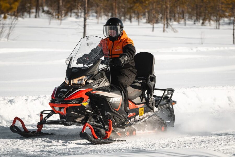 Saariselkä: Snowmobile Adventure for Adults - What the three hours feel like