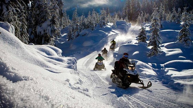 Snowmobile & Animals Day Tour - Getting dressed for the cold