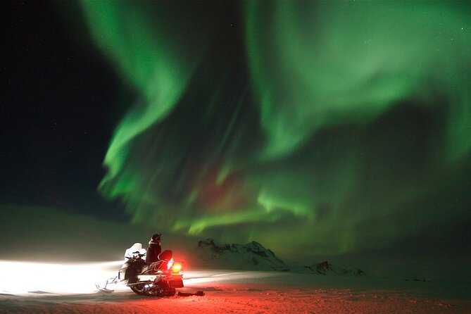 Snowmobile Photography Trip to the Aurora - Leaving Rovaniemi for a darker sky