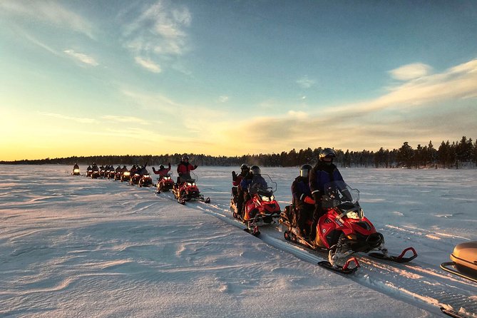 Snowmobile Safari 2h - Entering the frosty forest