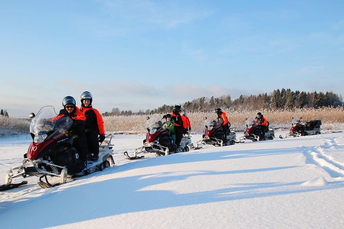 Snowmobile Safari in Helsinki Archipelago with Lunch - Riding through the frozen archipelago