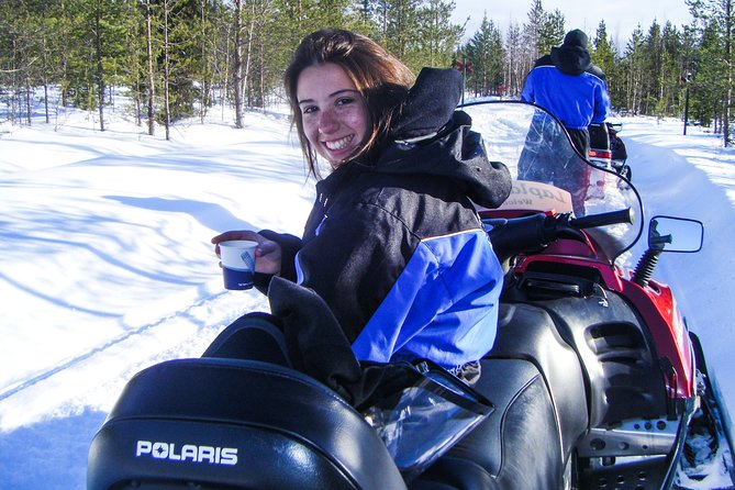Snowmobile Safari in the Nature - Learning the controls before the real ride
