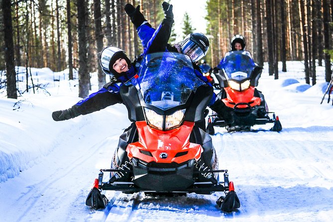 Snowmobile Safari in the Nature - Morning start - Practical details for the day