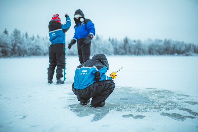 Snowmobiling and ice fishing in Apukka Resort, Rovaniemi - Who should book this combination