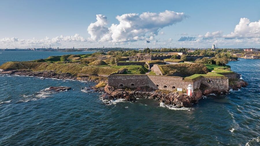 Suomenlinna: Guided Walking Tour with an Authorized Guide - The Dry Dock, one of the route’s strongest stops
