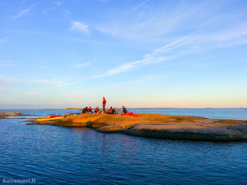 Turku Archipelago: Sea Kayaking Day Tour - A long lunch break on a wild island