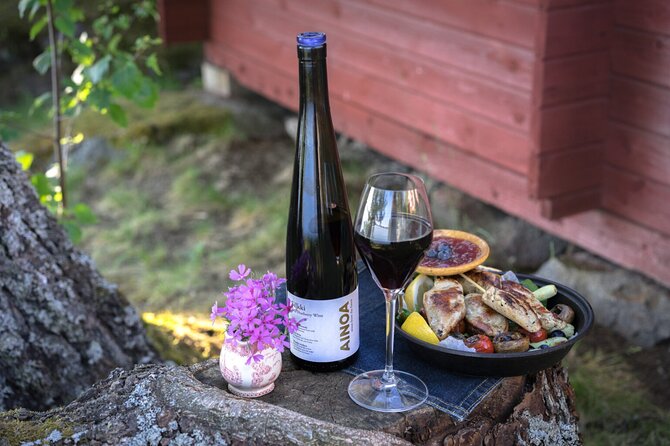 Visit to Authentic Finnish Berry Winery, Tasting Included - Six wines with cheese and chocolate