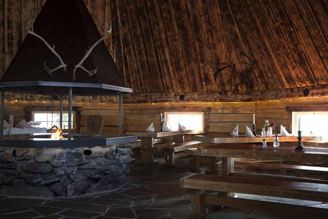 Wild Reindeers Safari + Lunch in Glass Igloo (private service) - How the family arrangements affect your choice