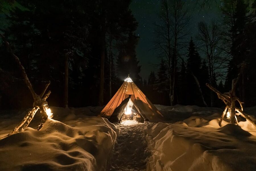 Ylläs: Fireside tasting in a traditional lavvo - What you eat: a clear taste of Lapland