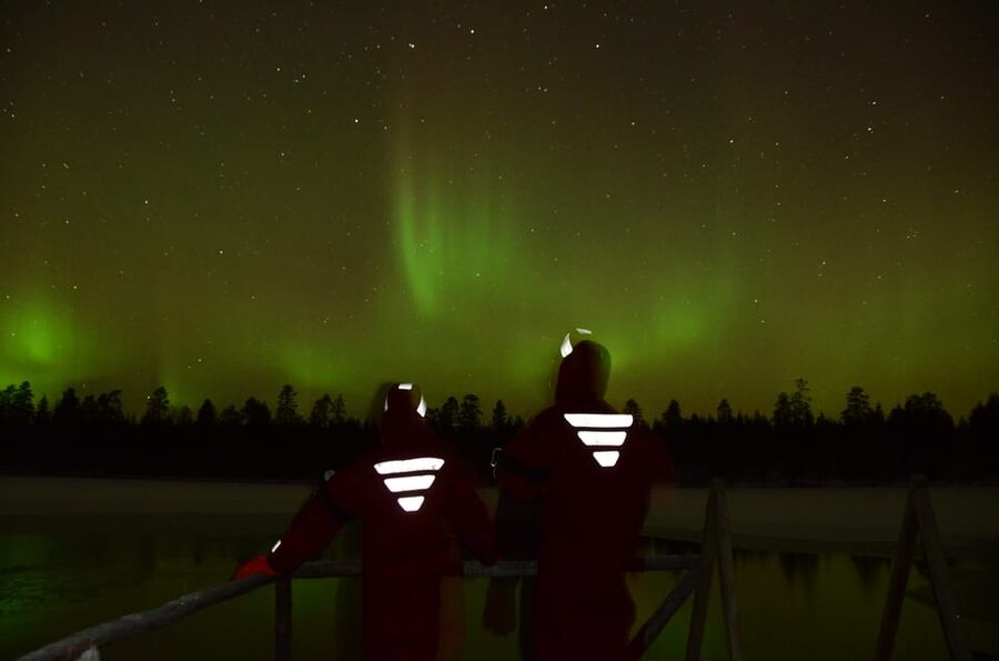 Ylläs: Northern Lights Ice-Floating Experience with Transfer - Why floating in an ice hole feels so different